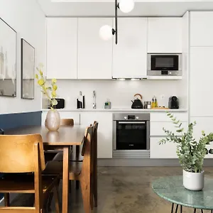 Limehome Calcada Do Cardeal Apartament Lizbona